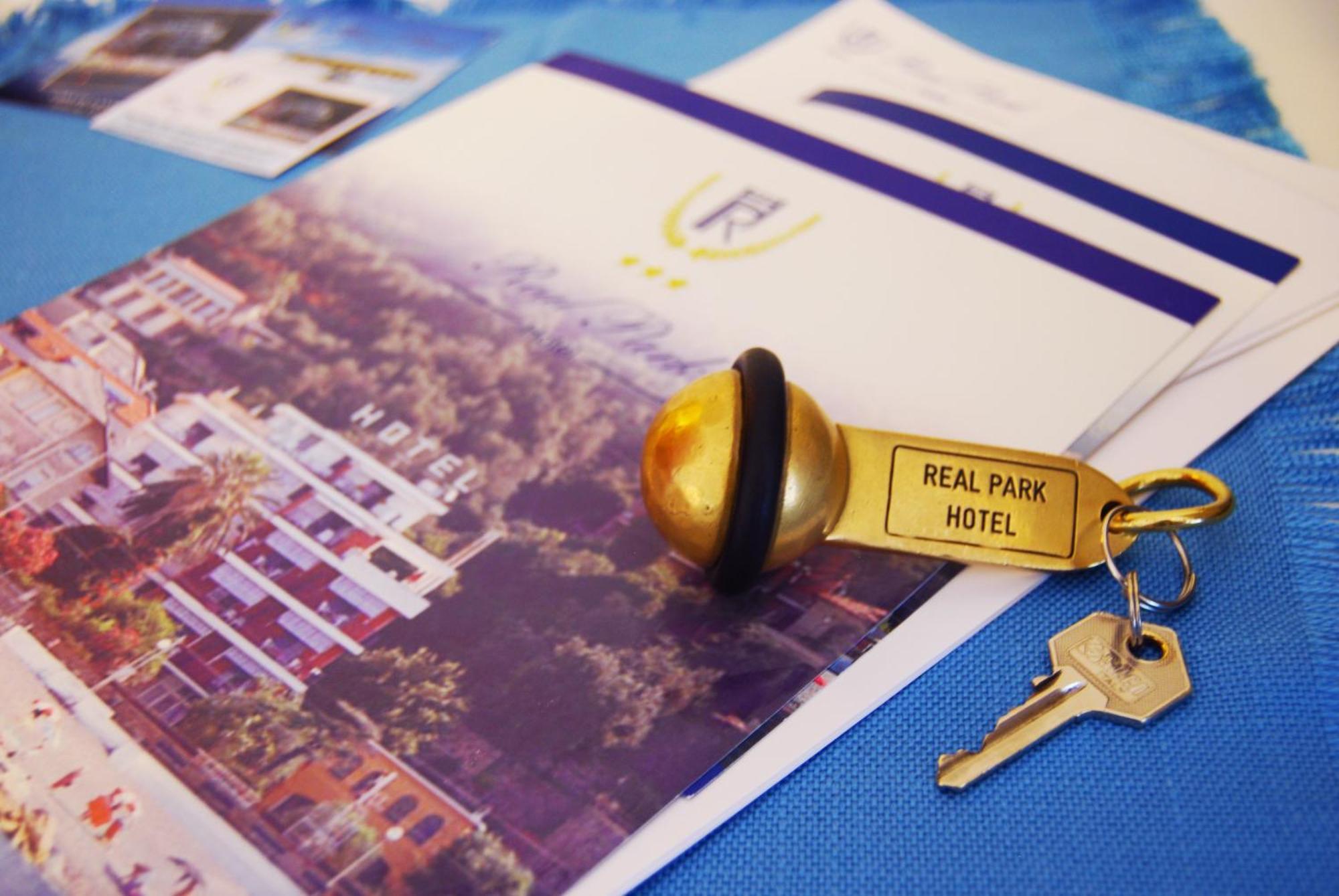 קאבי די לבאניה Real Park Hotel מראה חיצוני תמונה